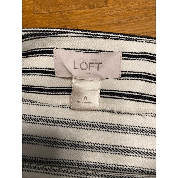 Loft size 0 white black striped mini pencil skirt zipper buttons business - Picture 4 of 6